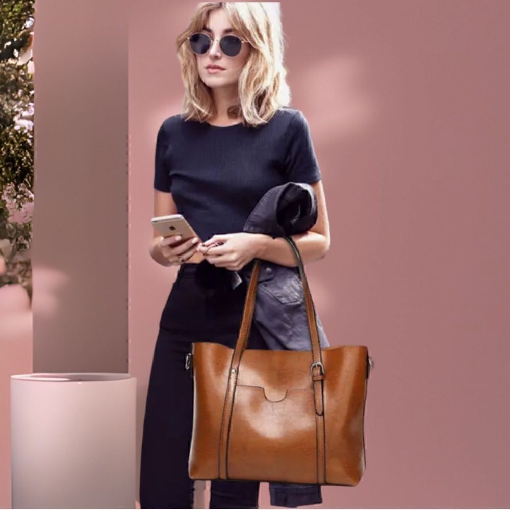 LEATHER OIL WAX SHOULDER BAG / CROSSBODY BROWN COLOR WOMEN HANDBAG